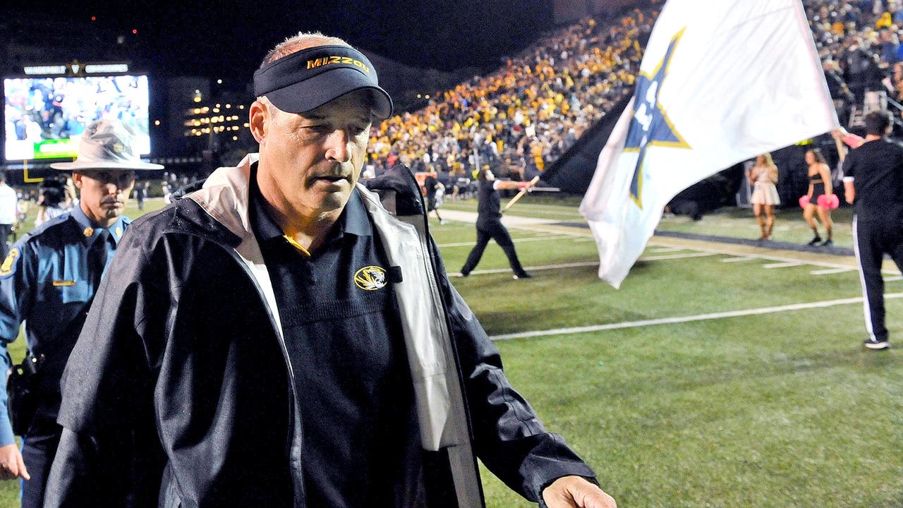 Emotional Mizzou coach Pinkel: I'll miss players most when I resign